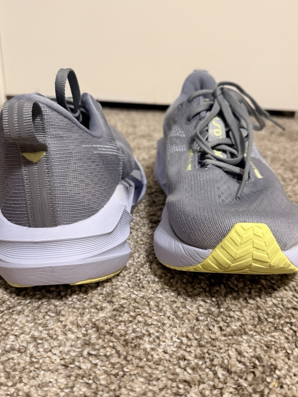 ASICS Novablast 5 - Picture 5 of 6